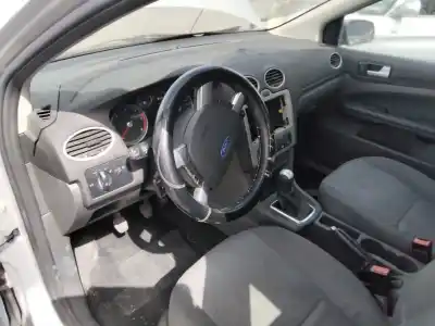 Veículo de Sucata ford focus berlina (cap) ambiente (d) do ano 2001 alimentado 