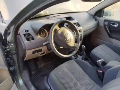 Veicolo di demolizione renault megane ii sedán (lm0/1_) 1.5 dci (lm0f, lm0t, lm2b) dell'anno 2001 alimentato  Veicolo di demolizione renault megane ii sedán (lm0/1_) 1.5 dci (lm0f, lm0t, lm2b) dell'anno 2001 alimentato