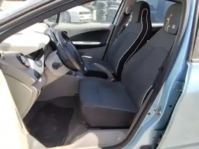 Veículo de Sucata renault zoe bose 58 cv / 43 kw do ano 2001 alimentado 