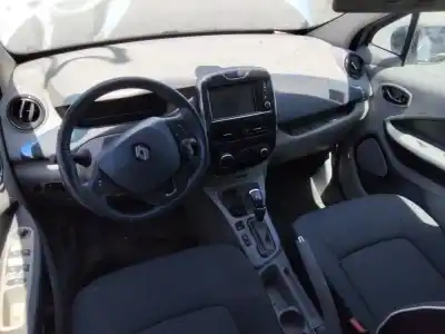 Veículo de Sucata renault zoe bose 58 cv / 43 kw do ano 2001 alimentado 