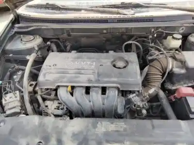 Veicolo di demolizione toyota corolla (e12) 1.6 16v dell'anno 2001 alimentato 