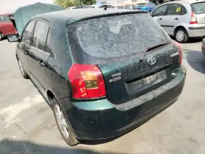 Veicolo di demolizione toyota corolla (e12) 1.6 16v dell'anno 2001 alimentato 