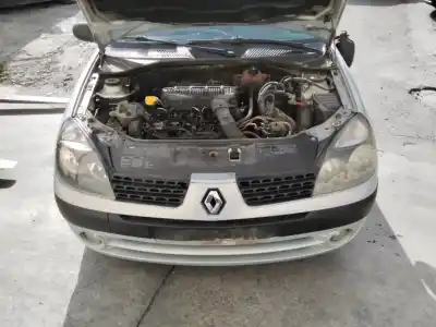 Здавання транспортного засобу renault clio ii fase ii (b/cb0) base authentique 65 cv / 48 kw року 2001 потужний 