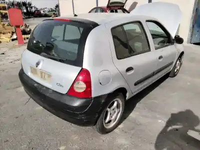 Здавання транспортного засобу renault clio ii fase ii (b/cb0) base authentique 65 cv / 48 kw року 2001 потужний 