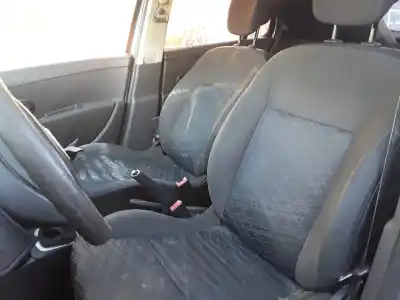 Veículo de Sucata renault clio iii rip curl do ano 2001 alimentado k9k766 Veículo de Sucata renault clio iii rip curl do ano 2001 alimentado k9k766