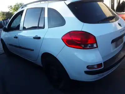 Veículo de Sucata renault clio iii rip curl do ano 2001 alimentado k9k766 Veículo de Sucata renault clio iii rip curl do ano 2001 alimentado k9k766