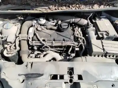 Veículo de Sucata seat altea xl (5p5) family do ano 2001 alimentado 