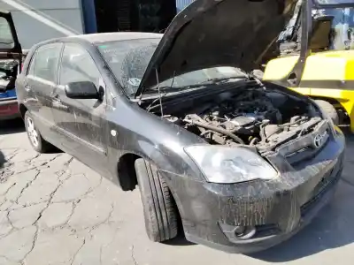 Scrapping Vehicle toyota corolla (e12) 2.0 d-4d linea luna berlina of the year 2001 powered 