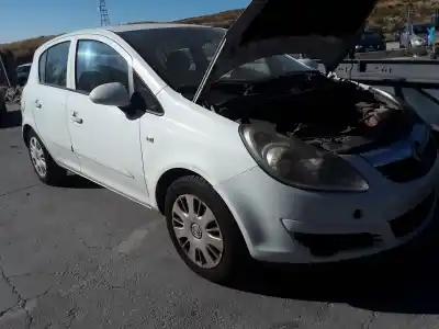 Veículo de Sucata opel corsa d navi do ano 2001 alimentado 