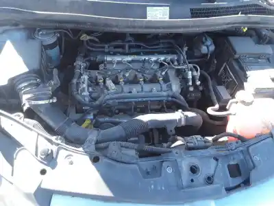 Veículo de Sucata opel corsa d navi do ano 2001 alimentado 