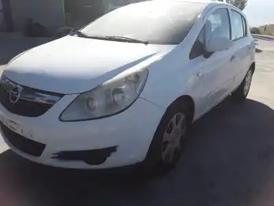 Veículo de Sucata opel corsa d navi do ano 2001 alimentado 