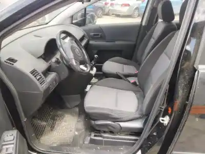 Здавання транспортного засобу mazda 5 (cr19) 2.0 cd (cr19) року 2001 потужний 0