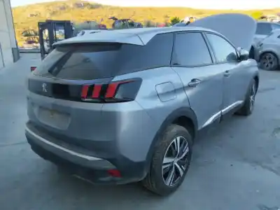 Veículo de Sucata peugeot 3008 active do ano 2001 alimentado 