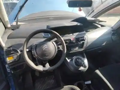Veículo de Sucata citroen c4 picasso i monospace (ud_) 1.6 hdi do ano 2001 alimentado 