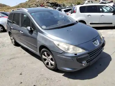 Vehículo de desguace PEUGEOT 307 BREAK/SW (S2)  del año 2001 con motor 