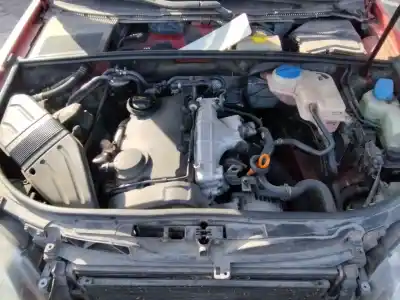 Veicolo di demolizione audi a4 berlina (8e) 2.0 tdi 16v (103kw) dell'anno 2001 alimentato 