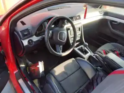 Veicolo di demolizione audi a4 berlina (8e) 2.0 tdi 16v (103kw) dell'anno 2001 alimentato 