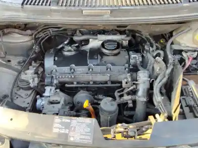 Veículo de Sucata ford galaxy (vy) ambiente do ano 2001 alimentado 