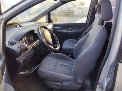 Veículo de Sucata ford galaxy (vy) ambiente do ano 2001 alimentado 