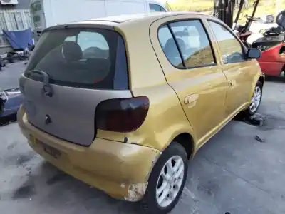 Здавання транспортного засобу TOYOTA YARIS (NCP1/NLP1/SCP1) 1.4 D-4D Linea Luna року 2001 потужний 