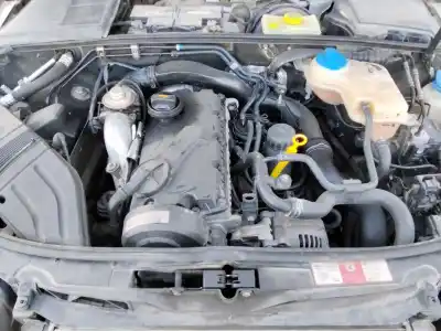 Veículo de Sucata audi a4 berlina (8e) 1.9 tdi (96kw) do ano 2001 alimentado 