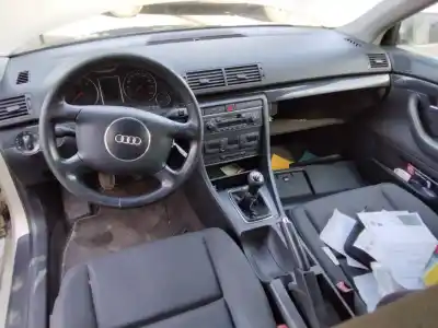 Veículo de Sucata audi a4 berlina (8e) 1.9 tdi (96kw) do ano 2001 alimentado 