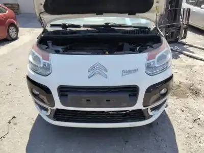 Здавання транспортного засобу citroen c3 picasso attraction року 2001 потужний 8fp
