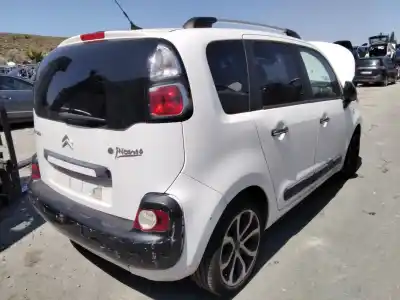 Здавання транспортного засобу citroen c3 picasso attraction року 2001 потужний 8fp