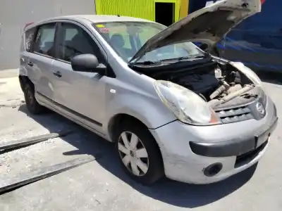 Veículo de Sucata nissan note (e11e) acenta do ano 2001 alimentado 