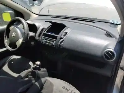 Veículo de Sucata nissan note (e11e) acenta do ano 2001 alimentado 