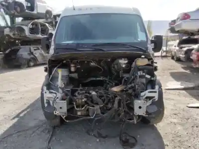 Scrapping Vehicle renault master kasten l1h1 ka 2.8t of the year 2001 powered 