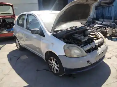 Здавання транспортного засобу toyota yaris (ncp1/nlp1/scp1) 1.0 linea luna року 2001 потужний 