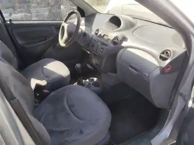 Здавання транспортного засобу toyota yaris (ncp1/nlp1/scp1) 1.0 linea luna року 2001 потужний 