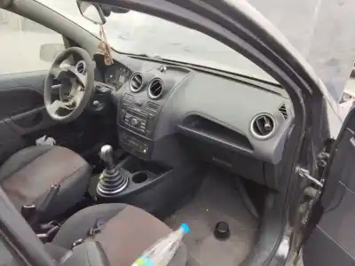 Scrapping Vehicle ford fiesta (cbk) ambiente of the year 2001 powered 