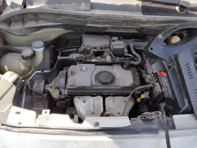 Veículo de Sucata peugeot 1007 sport do ano 2001 alimentado kfv