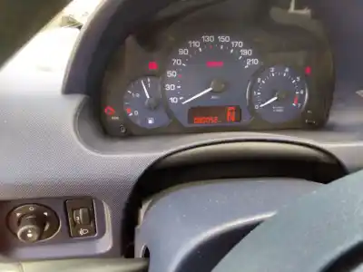 Veículo de Sucata peugeot 1007 sport do ano 2001 alimentado kfv