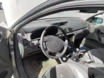 Veicolo di demolizione RENAULT LAGUNA II (BG0)  dell'anno 2001 alimentato 