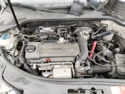 Veículo de Sucata audi a3 (8p) 1.4 tfsi ambiente do ano 2001 alimentado cax