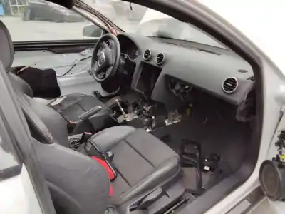 Veículo de Sucata audi a3 (8p) 1.4 tfsi ambiente do ano 2001 alimentado cax