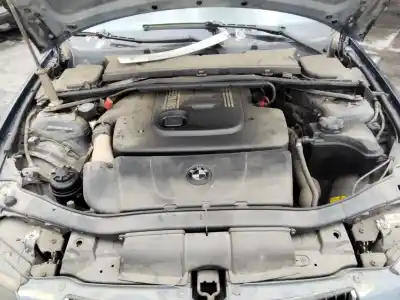 Veículo de Sucata bmw serie 3 berlina (e90) 318d do ano 2001 alimentado 