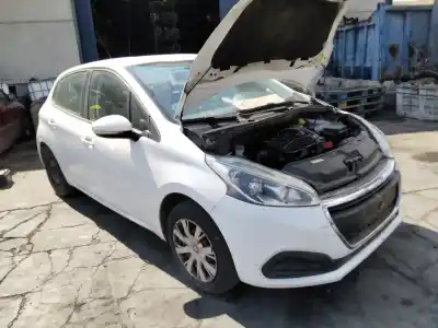 Scrapping Vehicle peugeot 208 access of the year 2001 powered 