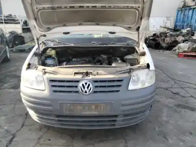 Veículo de Sucata volkswagen caddy ka/kb (2k) furg. 69 cv / 51 kw do ano 2001 alimentado 