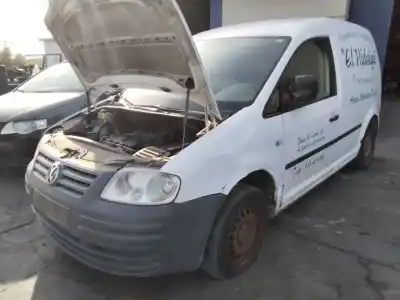 Veículo de Sucata volkswagen caddy ka/kb (2k) furg. 69 cv / 51 kw do ano 2001 alimentado 