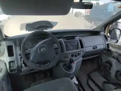 Scrapping Vehicle opel vivaro combi 2.7t corto of the year 2001 powered 