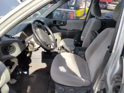 Veicolo di demolizione hyundai santa fe (sm) 2.0 gls crdi dell'anno 2001 alimentato 