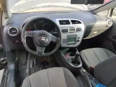 Veículo de Sucata seat leon (1p1) comfort limited do ano 2001 alimentado 