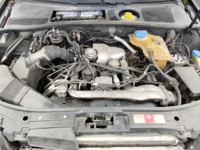 Veículo de Sucata audi a6 avant (4b5) 2.5 tdi 163 cv / 120 kw do ano 2001 alimentado 