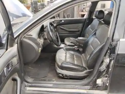 Veículo de Sucata audi a6 avant (4b5) 2.5 tdi 163 cv / 120 kw do ano 2001 alimentado 