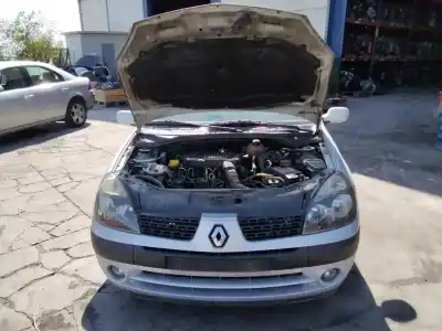 Здавання транспортного засобу renault clio ii fase ii (b/cb0) base authentique 65 cv / 48 kw року 2001 потужний 