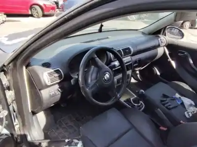 Здавання транспортного засобу seat leon (1m1) 1.9 tdi року 2001 потужний 0